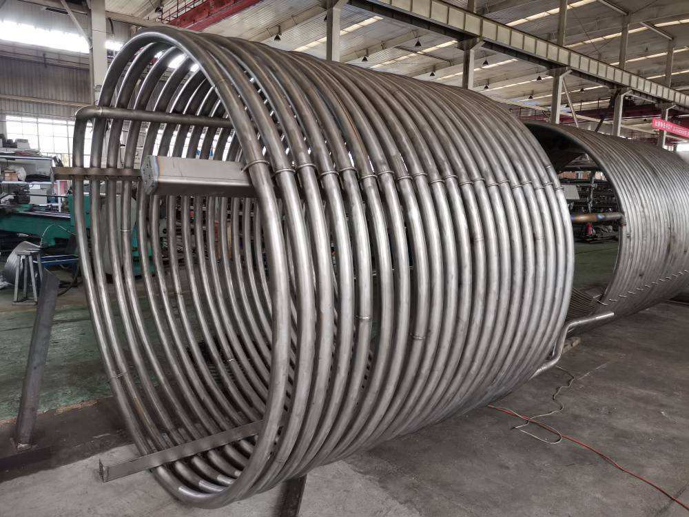 公司主营业务涉及内燃机尾气污染治理装备的研发、生产和销售