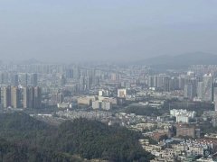 驾车出行请务必减速慢行