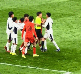 中国U23男足主场2-2战平泰国U23 红牌争议引热议