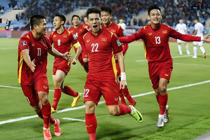 杜月徵中超首球引爆球迷期待