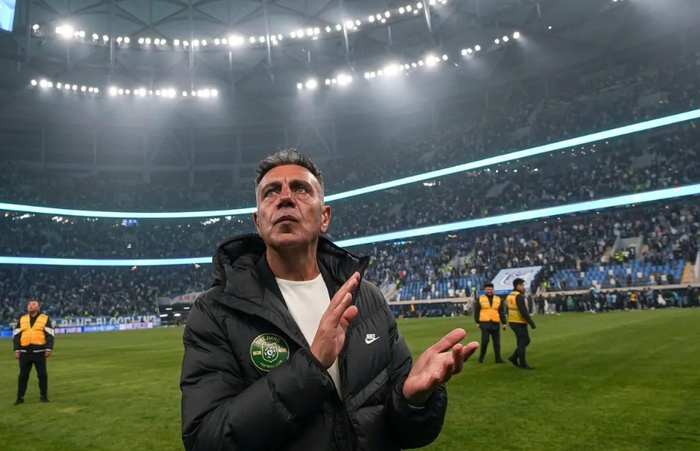 兄弟德比惨败引帅位危机 罗斯或成首帅